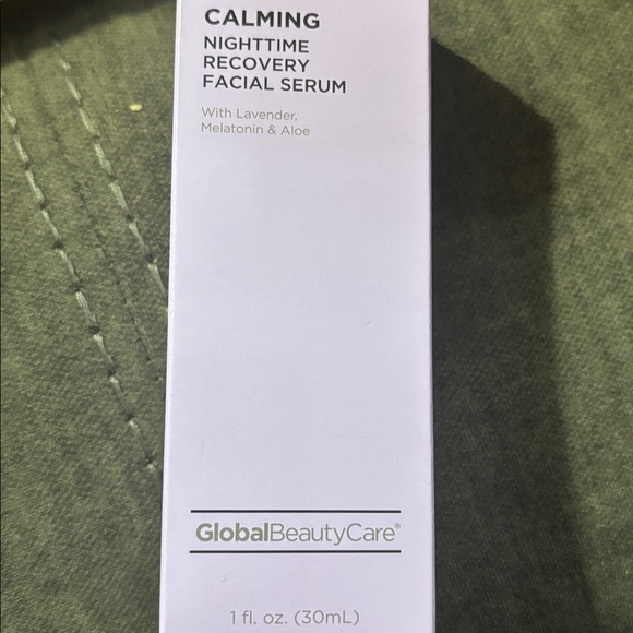 Calming Nighttime Eye Cream - Lavender - Picture 3 of 5